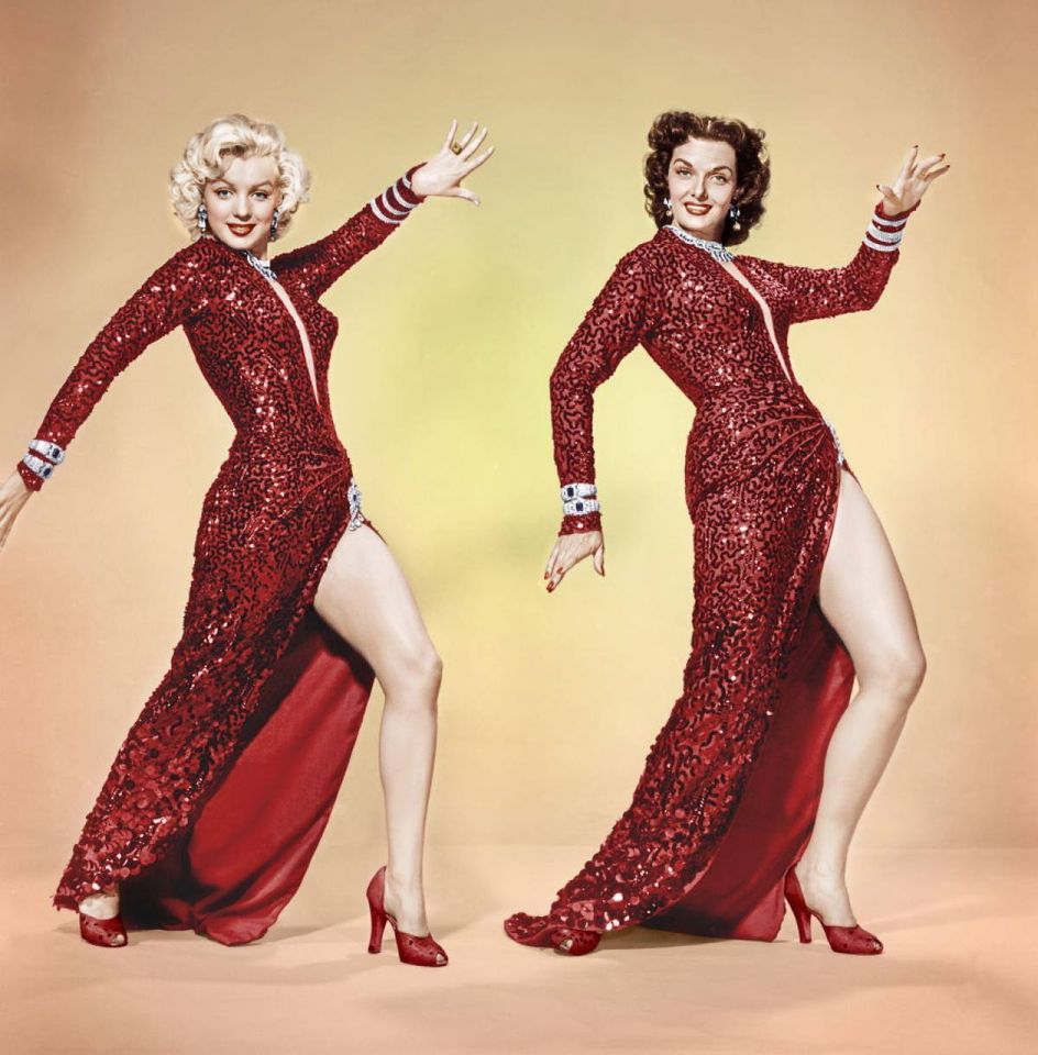 Marilyn Monroe And Jane Russell In The Film Gentlemen Prefer Blondes